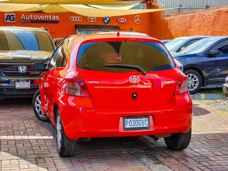 Toyota YARIS 2007 - Vista 4