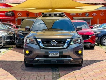 Nissan PATHFINDER 2018