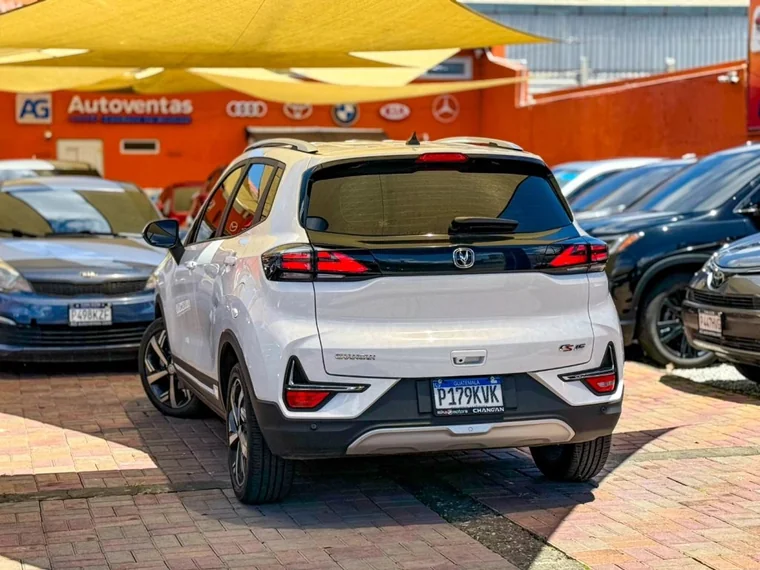 Changan CS15 2024 - Vista 4