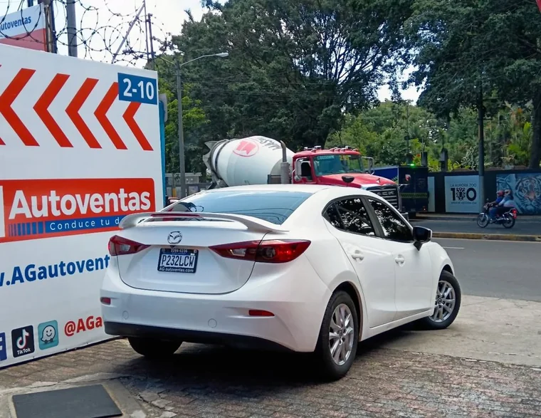 Mazda 3 2017 - Vista 4