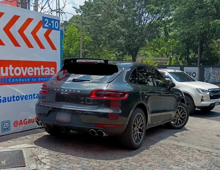 Porsche MACAN 2018 - Vista 4