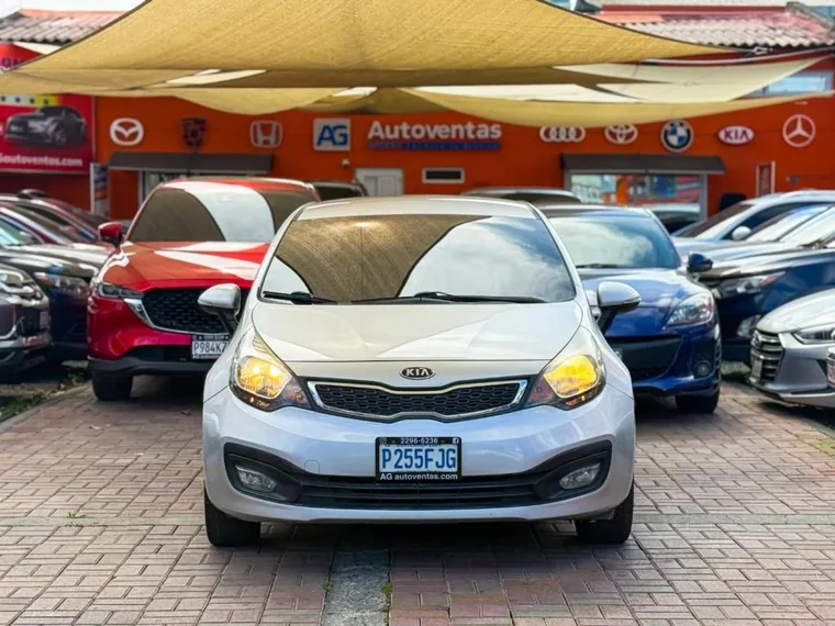 Kia RIO 2013 - Imagen principal