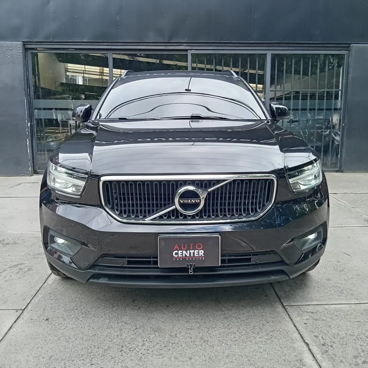 Volvo XC40 2019 - Vista 2