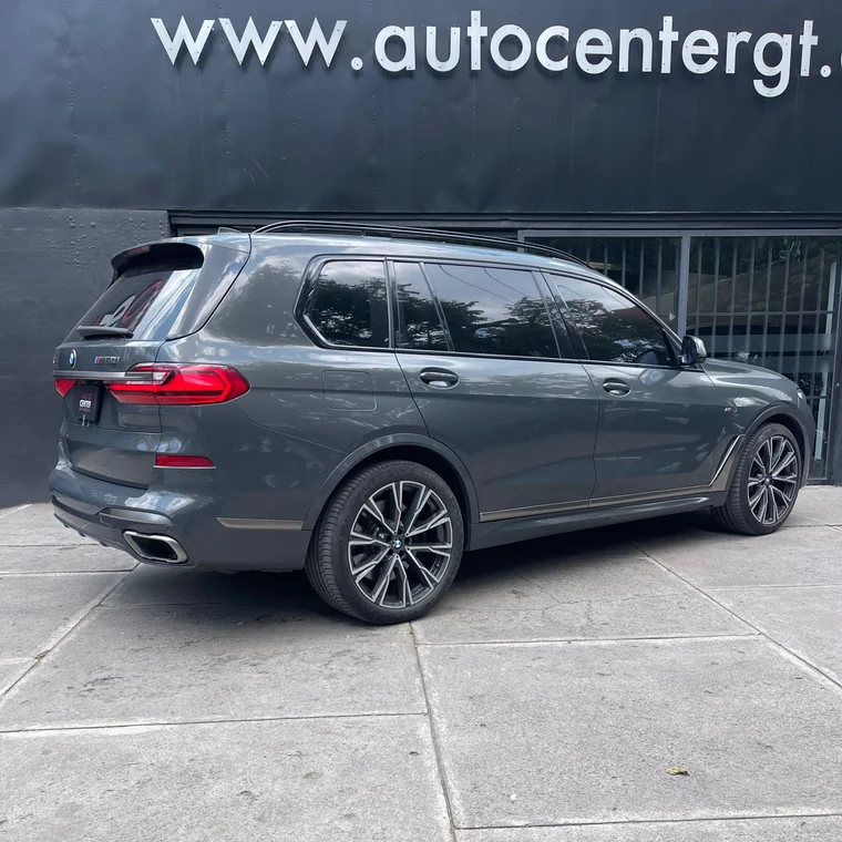 BMW X7 2022 - Vista 4