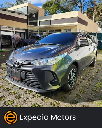 Toyota YARIS 2023
