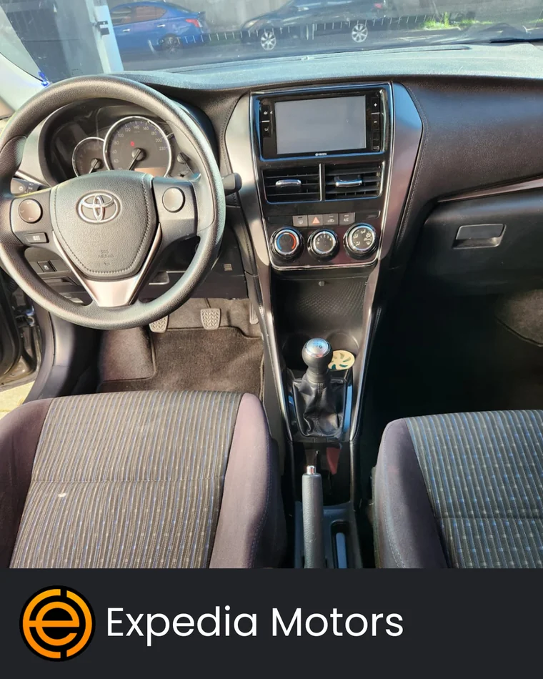 Toyota YARIS 2023 - Vista 5