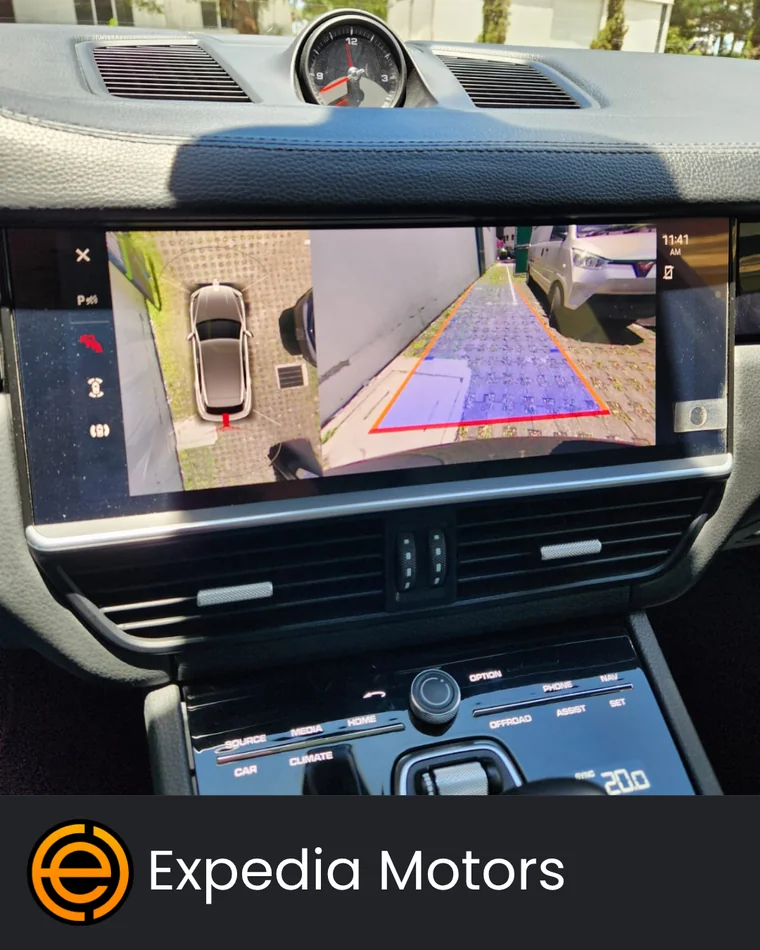 Porsche CAYENNE 2023 - Vista 4