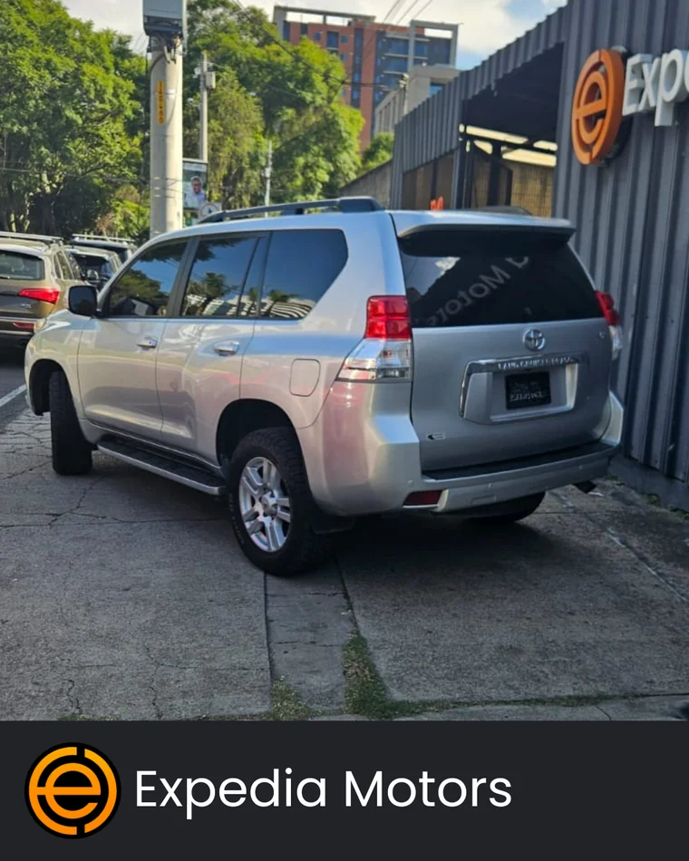 Toyota Land Cruiser Prado 2010 - Vista 4