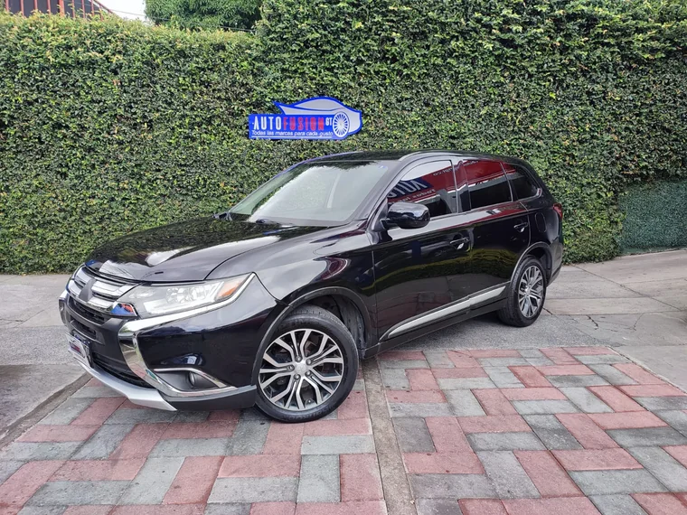 Mitsubishi OUTLANDER 2017 - Imagen principal