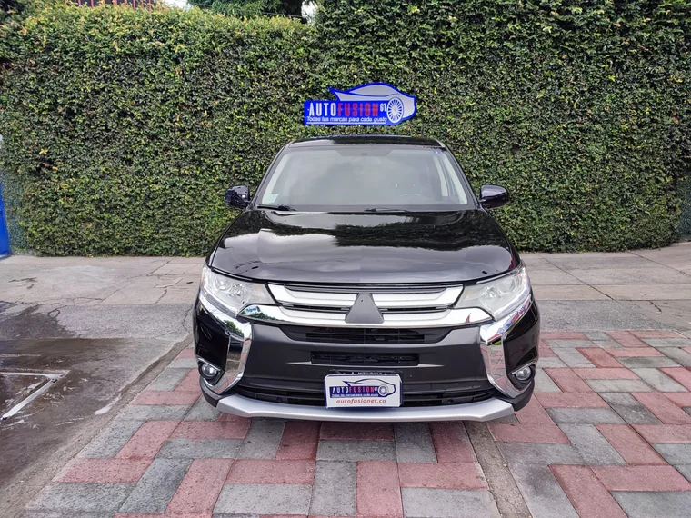 Mitsubishi OUTLANDER 2017 - Vista 3