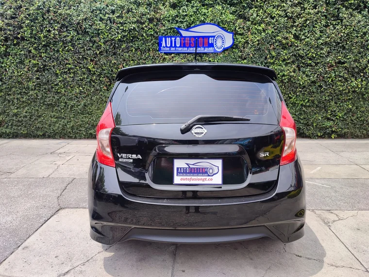 Nissan VERSA 2017 - Vista 5