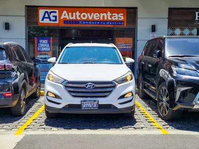 Hyundai TUCSON 2016