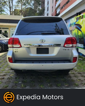 Toyota Land Cruiser Prado 2011