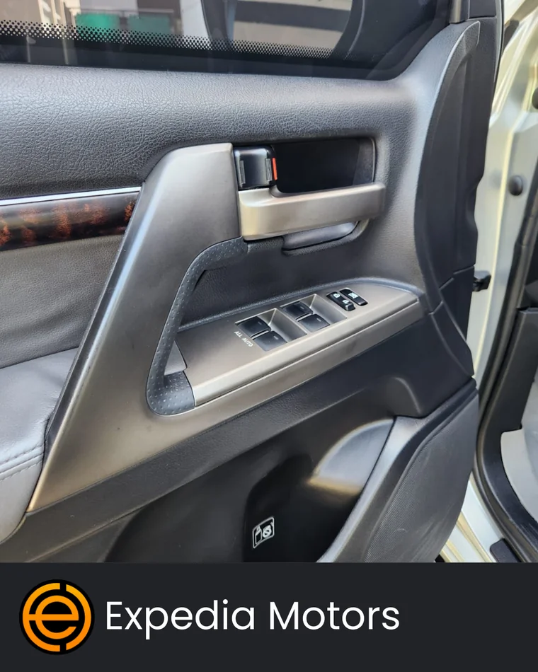 Toyota Land Cruiser Prado 2011 - Vista 5