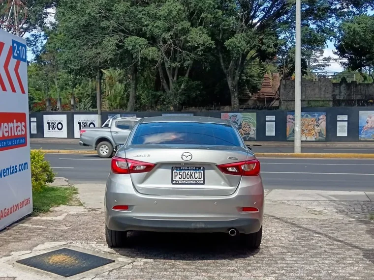 Mazda 2 2018 - Vista 5