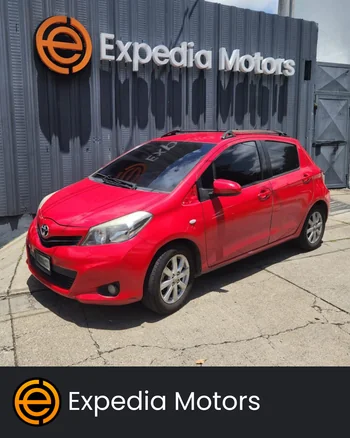 Toyota YARIS 2014