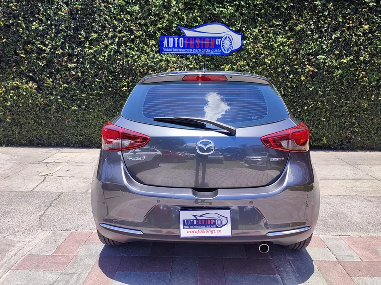 Mazda 2 2023 - Vista 5