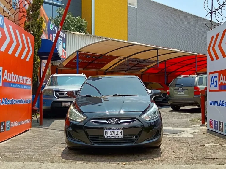 Hyundai ACCENT 2016 - Vista 2