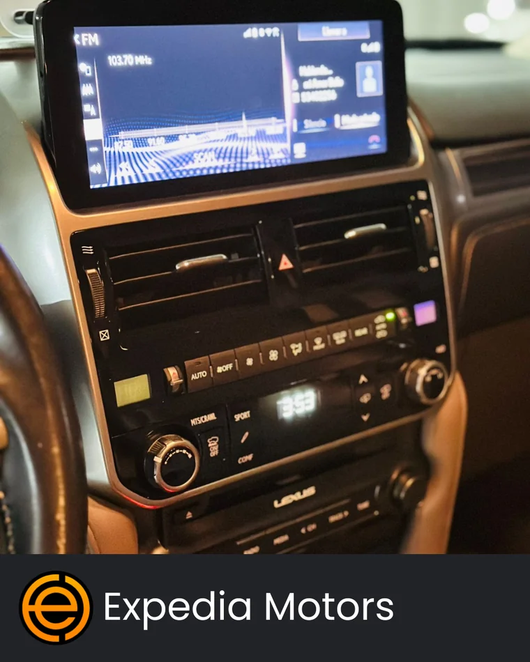 Lexus GX 2023 - Vista 4