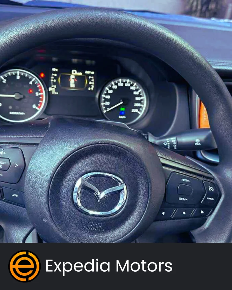 Mazda BT-50 2023 - Vista 4