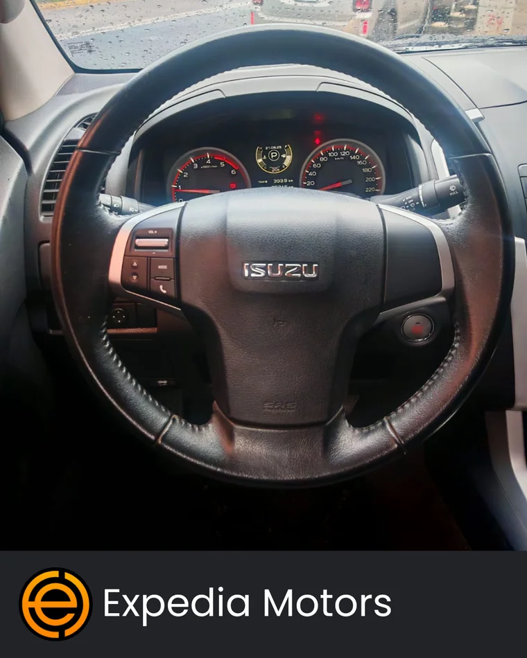 Isuzu Dmax 2019 - Vista 2