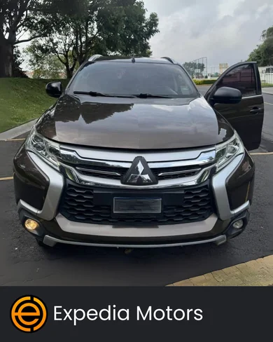 Mitsubishi Montero 2020