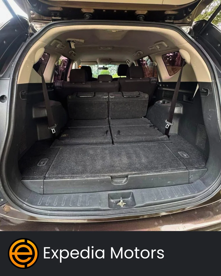 Mitsubishi Montero 2020 - Vista 4