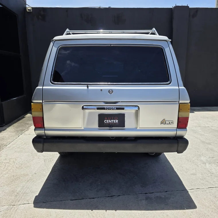 Toyota LAND CRUISER 1981 - Vista 5