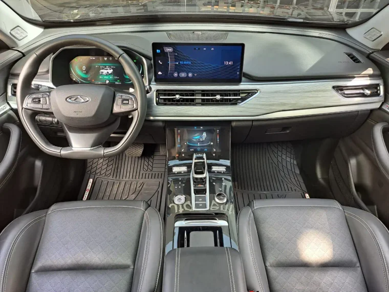 CHERY TIGGO 2023 - Vista 4