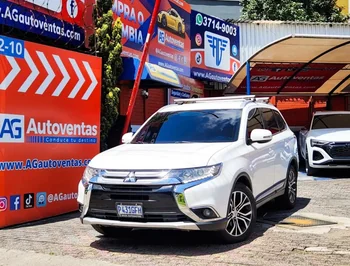 Mitsubishi OUTLANDER 2017