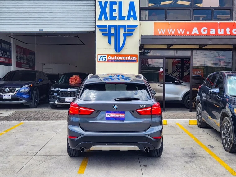 BMW X1 2016 - Vista 5