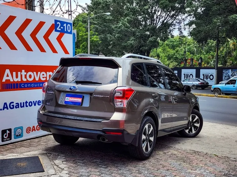 Subaru FORESTER 2017 - Vista 4