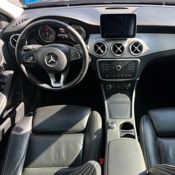 Mercedes Benz GLA 2016