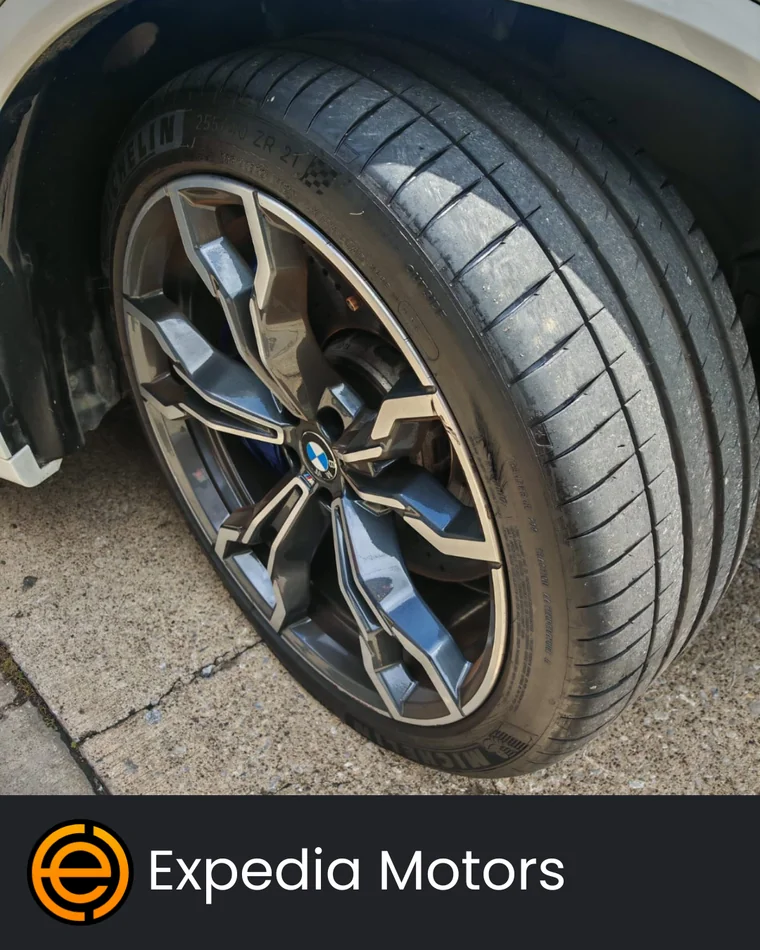 BMW X3 2020 - Vista 4