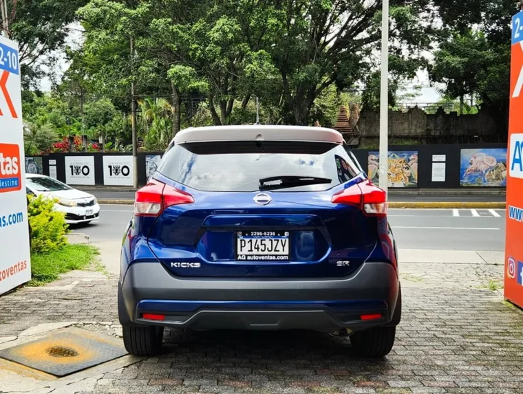 Nissan KICKS 2018 - Vista 5
