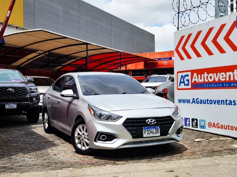 Hyundai ACCENT 2020 - Vista 3