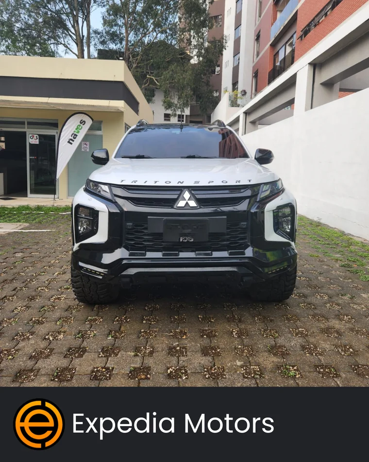 Mitsubishi L200 2022 - Vista 4