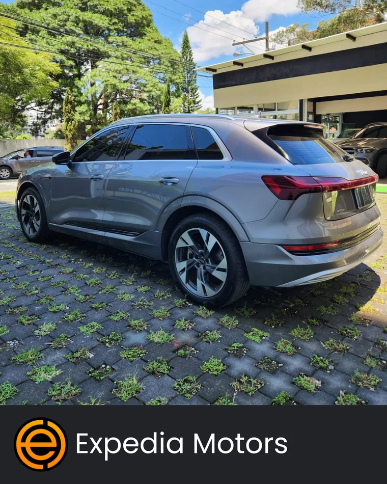 Audi A1 2023 - Vista 5