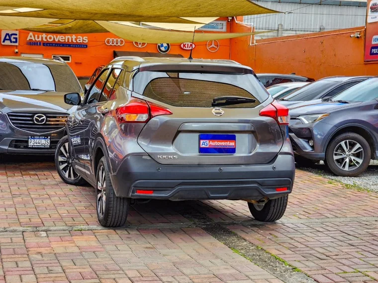 Nissan KICKS 2019 - Vista 4