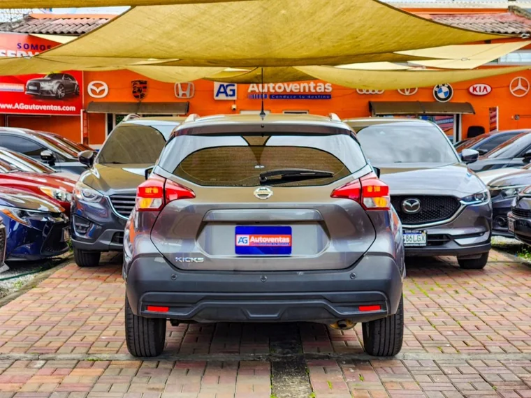 Nissan KICKS 2019 - Vista 5
