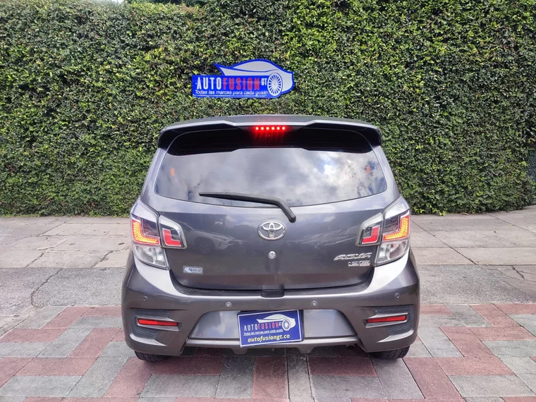 Toyota AGYA 2022 - Vista 5