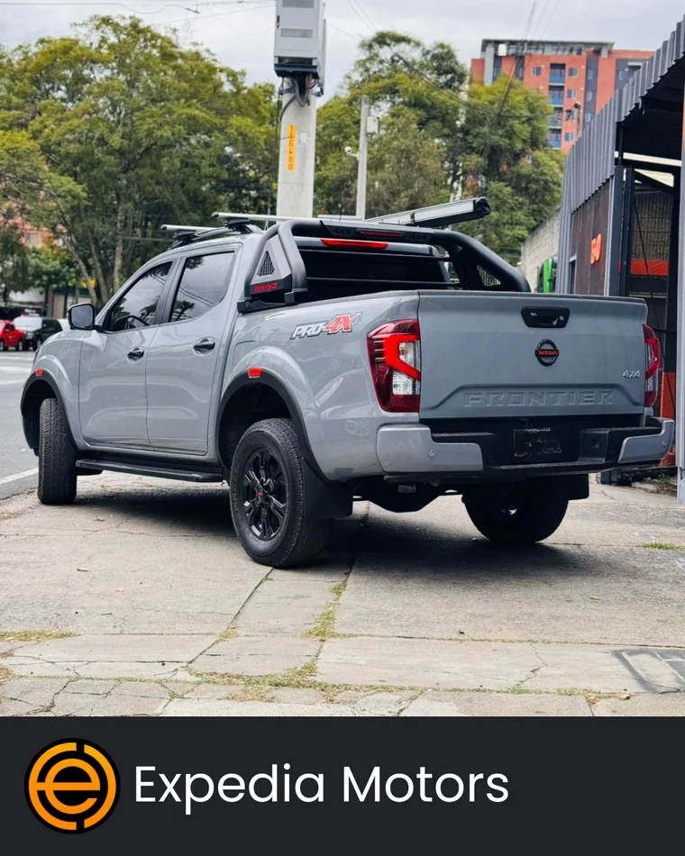 Nissan FRONTIER 2022 - Vista 4