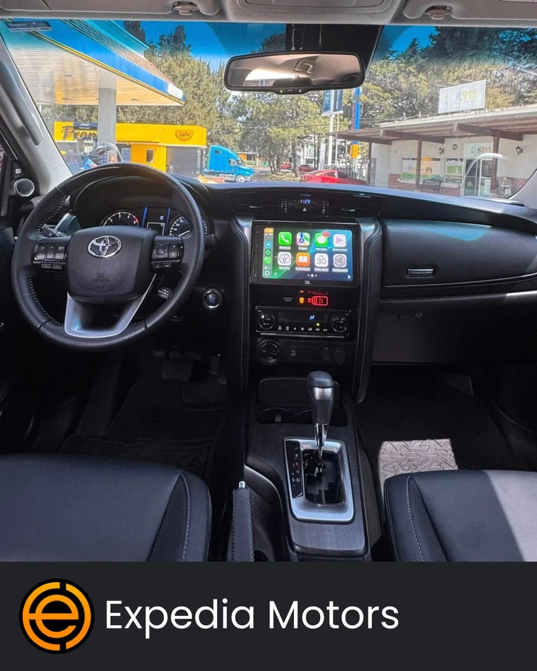 Toyota FORTUNER 2024 - Vista 5