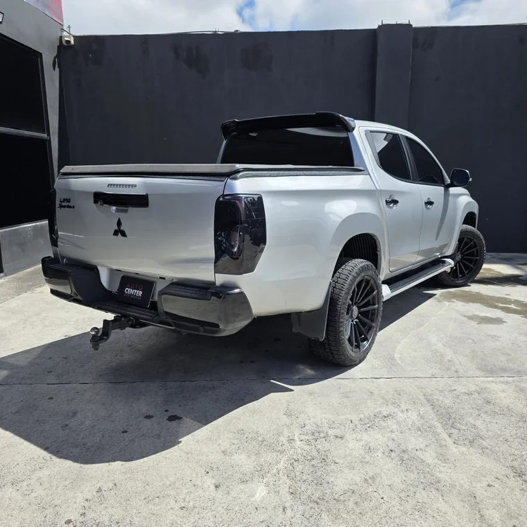 Mitsubishi L200 2022 - Vista 4