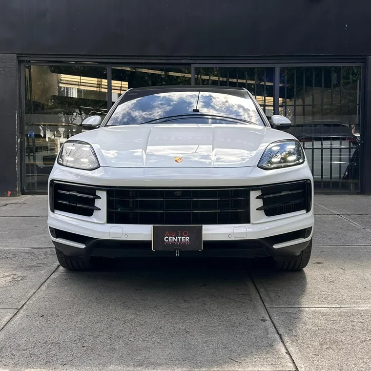 Porsche CAYENNE 2024 - Vista 2