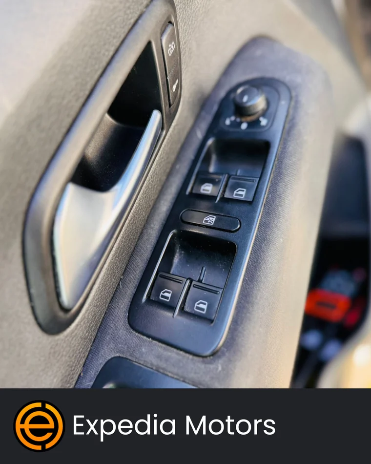 Volkswagen AMAROK 2020 - Vista 4