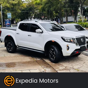 Nissan FRONTIER 2023