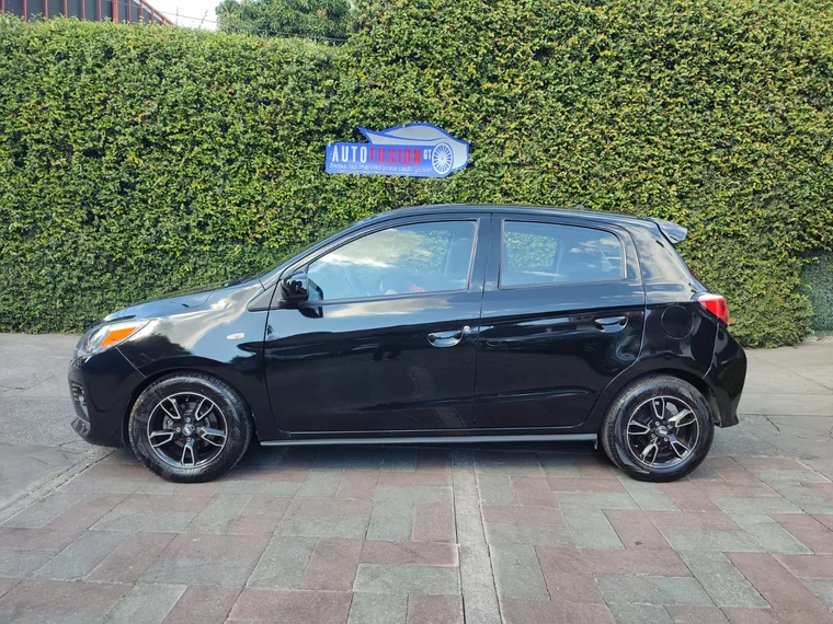 Mitsubishi MIRAGE 2021 - Vista 4