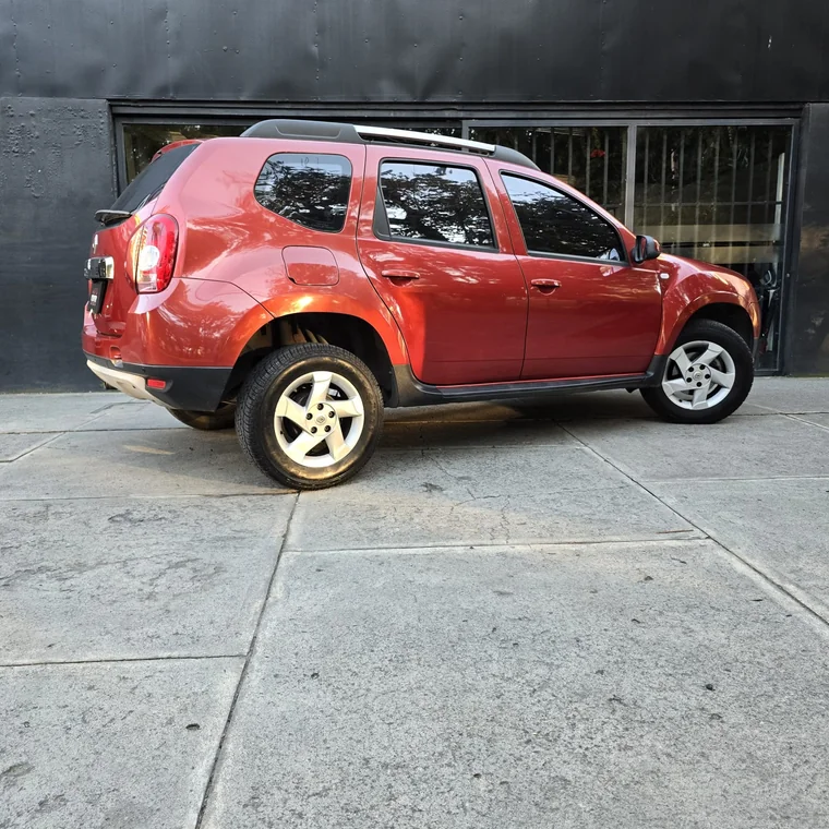 Renault DUSTER 2015 - Vista 4