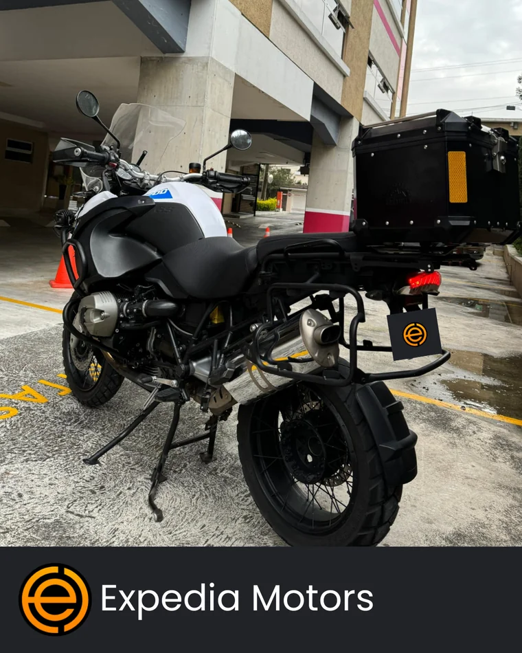 BMW CL 2012 - Vista 4